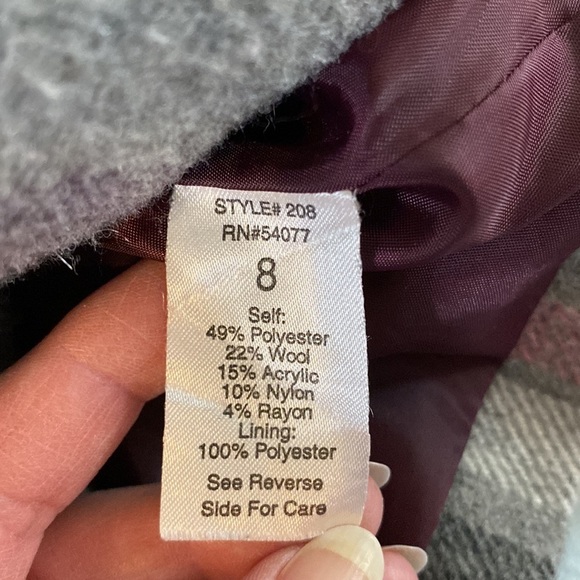 CAbi Double Breasted Wool Blend Cropped Plaid Coat - Picture 5 of 7